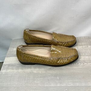 SAS simplify Everyday loafer tan Croc Embossed. 11M